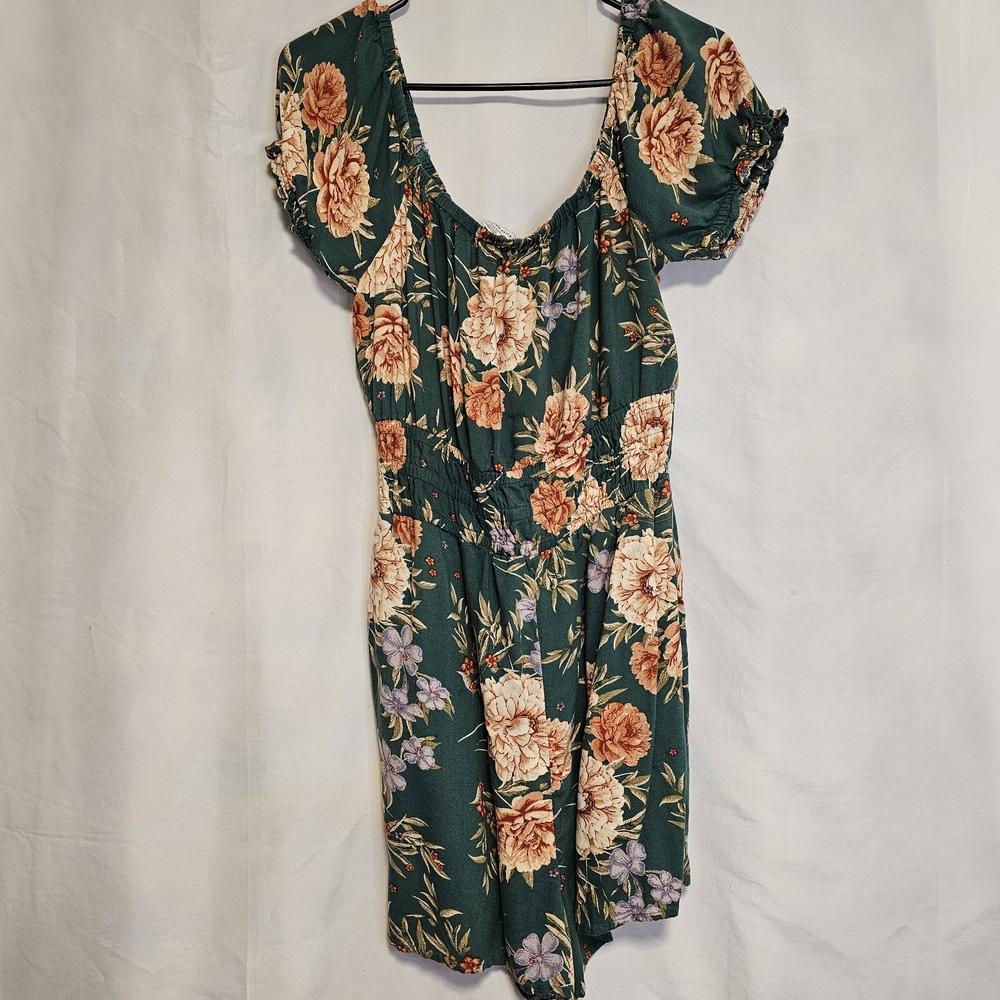 American Eagle Outfitters Floral Green Romper Medium